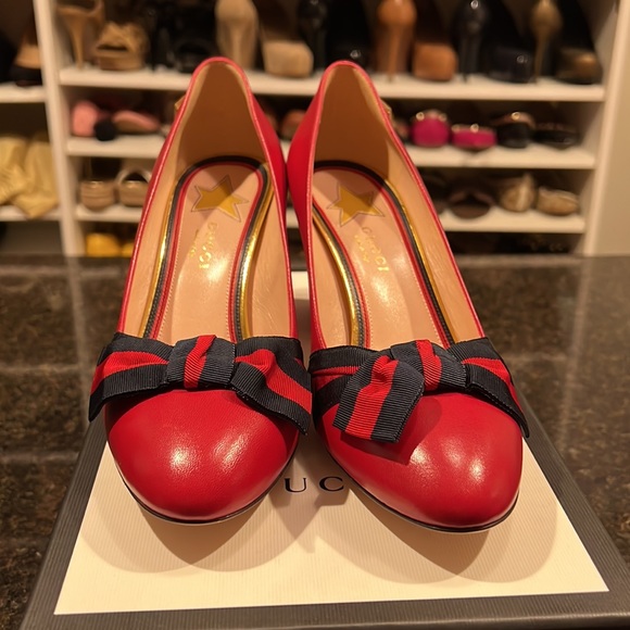 BRAND NEW GUCCI Sylvie Web Accent Leather Pumps size 39 - Picture 5 of 10